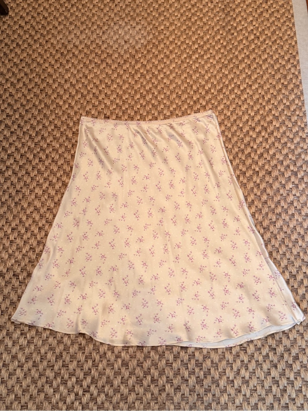 DOEN Cream Floral A-Line Skirt with Delicate Pink Print